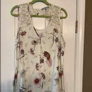 Floral & Lace Blouse